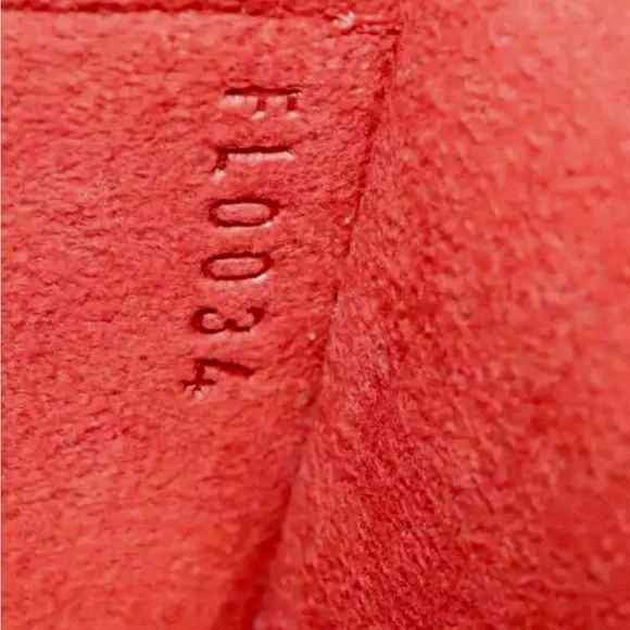 LOUIS VUITTON Damier Ebene Recoleta Shoulder/ Handbag
PRISTINE CONDITION - Picture 8 of 15